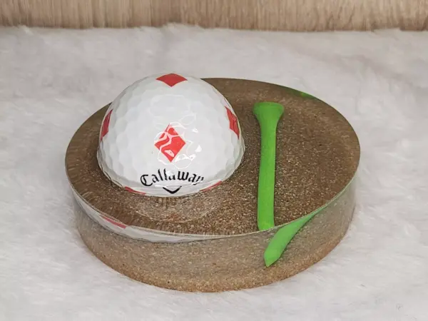 Golfový míček se zeleným týčkem - Image 2